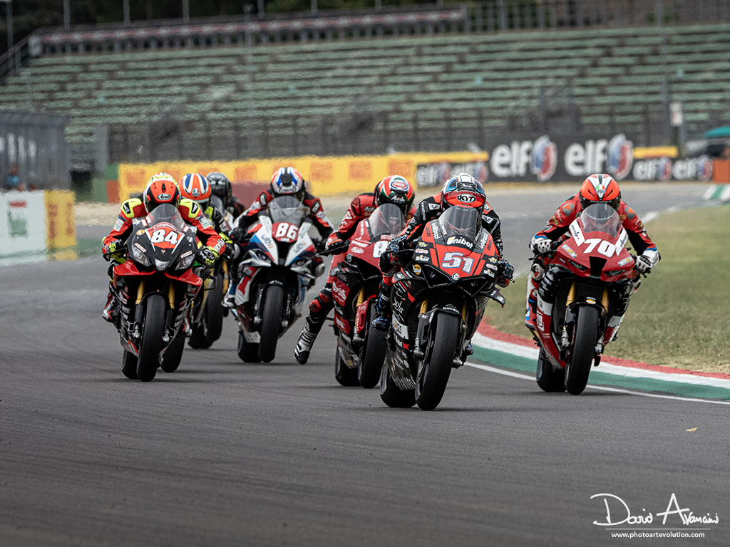 CIV a Imola – Emozioni in tutte le classi