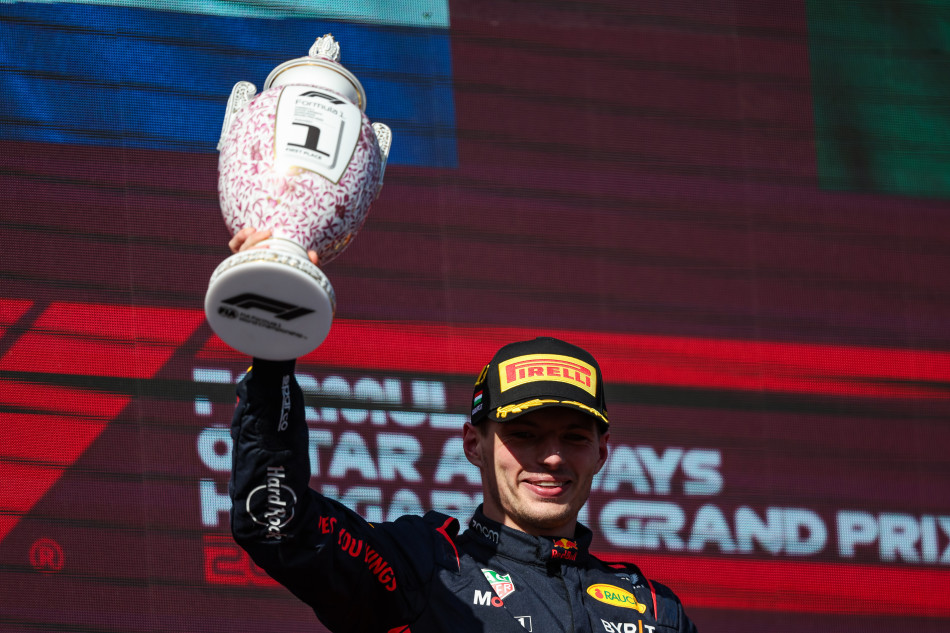 Verstappen in Qatar per chiudere i giochi in Formula1